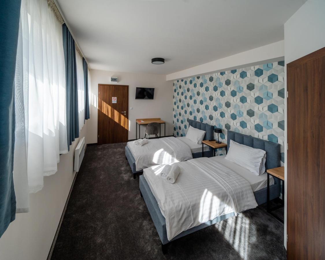 Kelman Inn Global Nowa Sol Ngoại thất bức ảnh