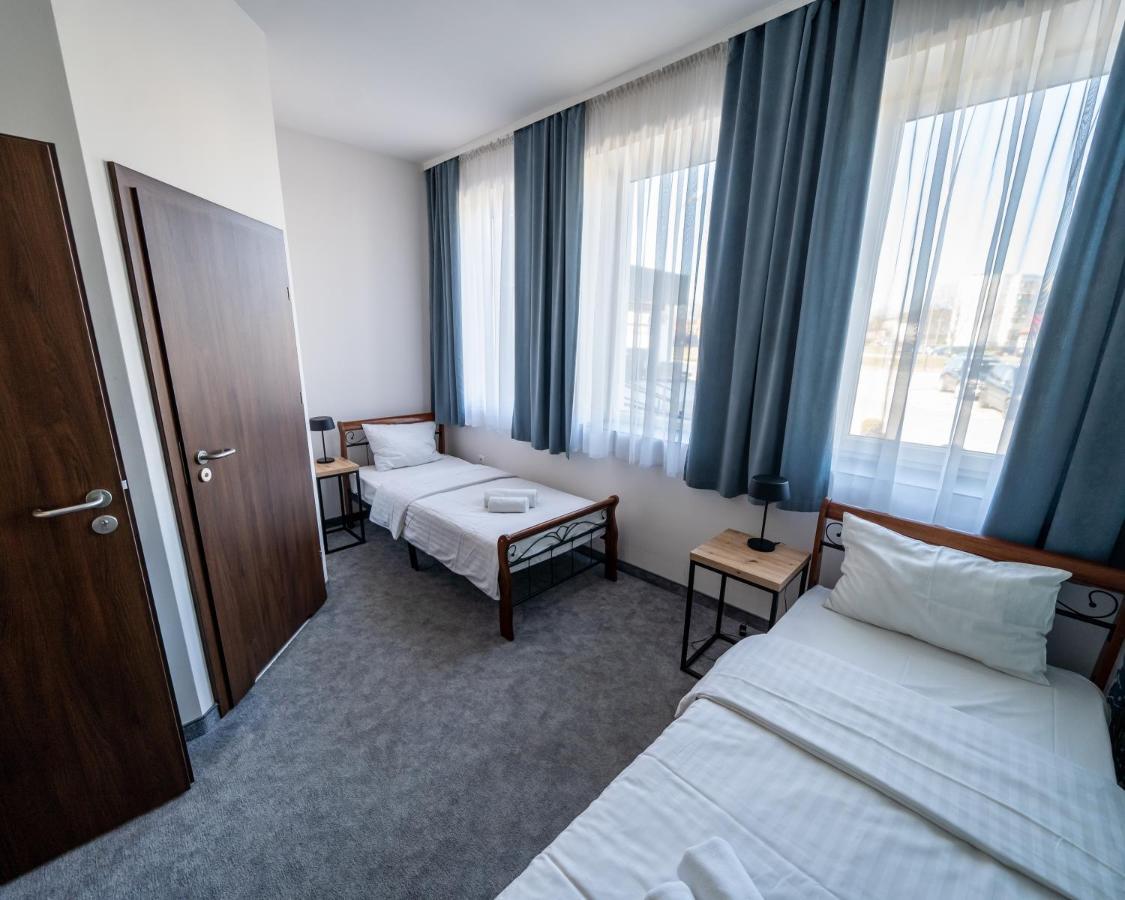 Kelman Inn Global Nowa Sol Ngoại thất bức ảnh
