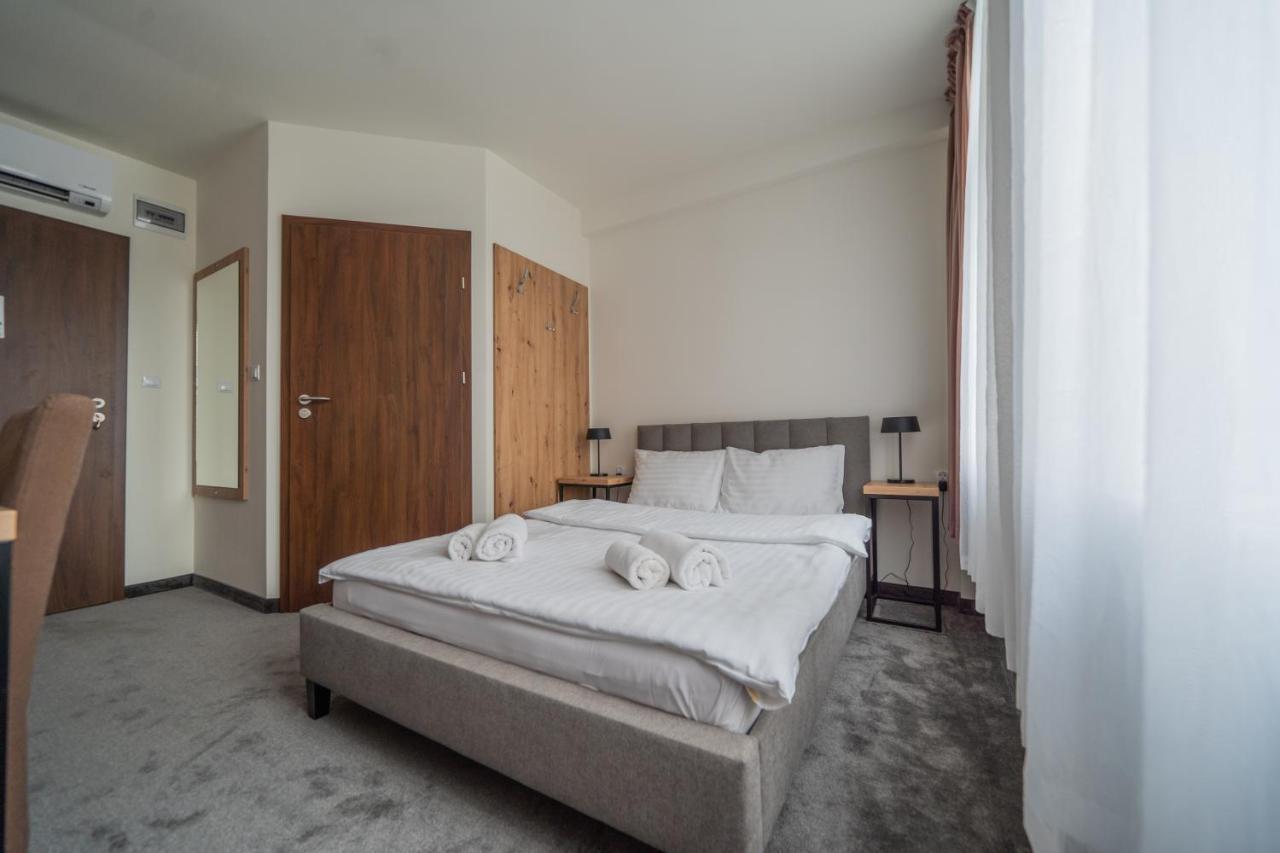 Kelman Inn Global Nowa Sol Ngoại thất bức ảnh