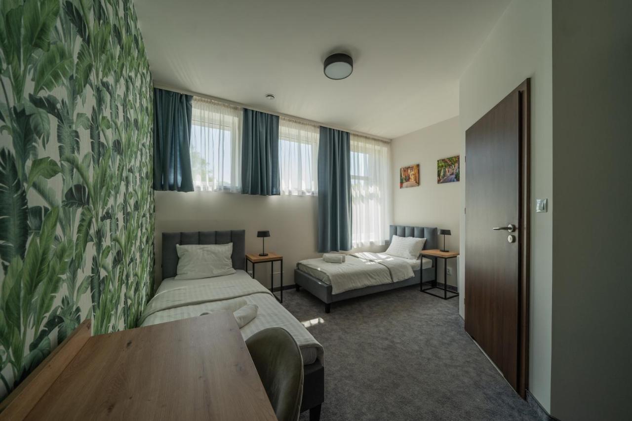 Kelman Inn Global Nowa Sol Ngoại thất bức ảnh